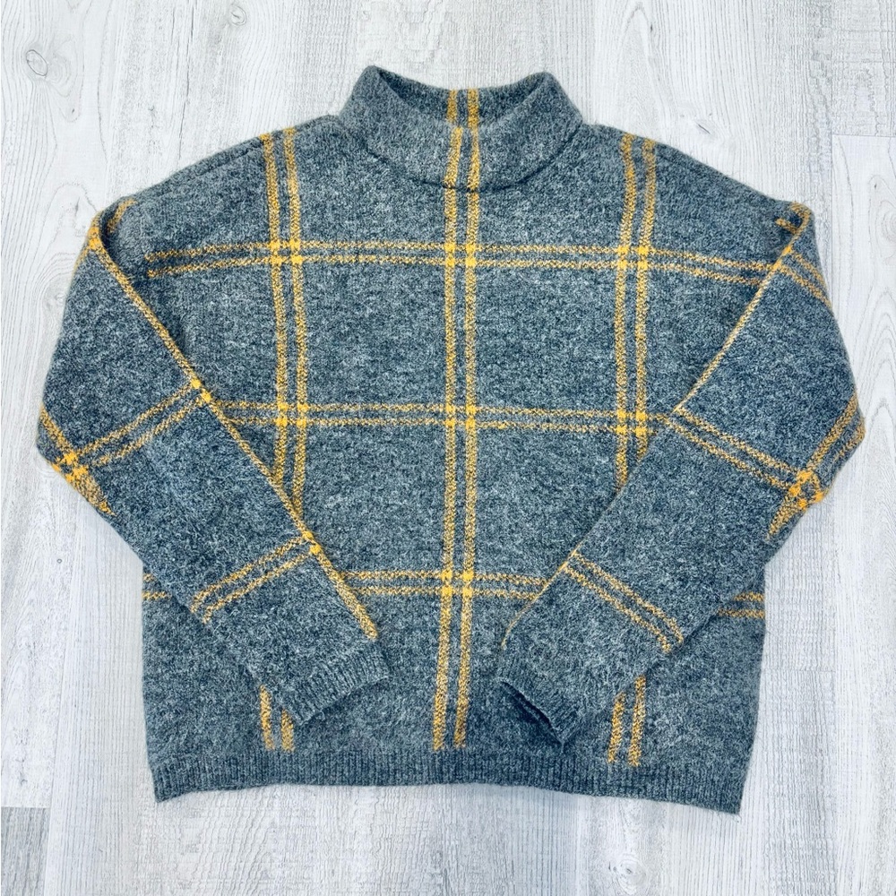 Plaid Gray Yellow Mock Neck Turtle Neck Sweater Size Small